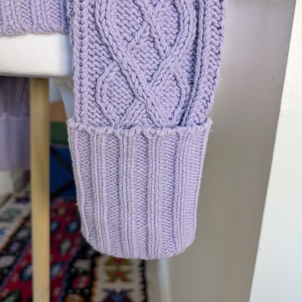 GAP Lavender Cable Knit Women's Sweater Sz. M - Picture 3 of 4